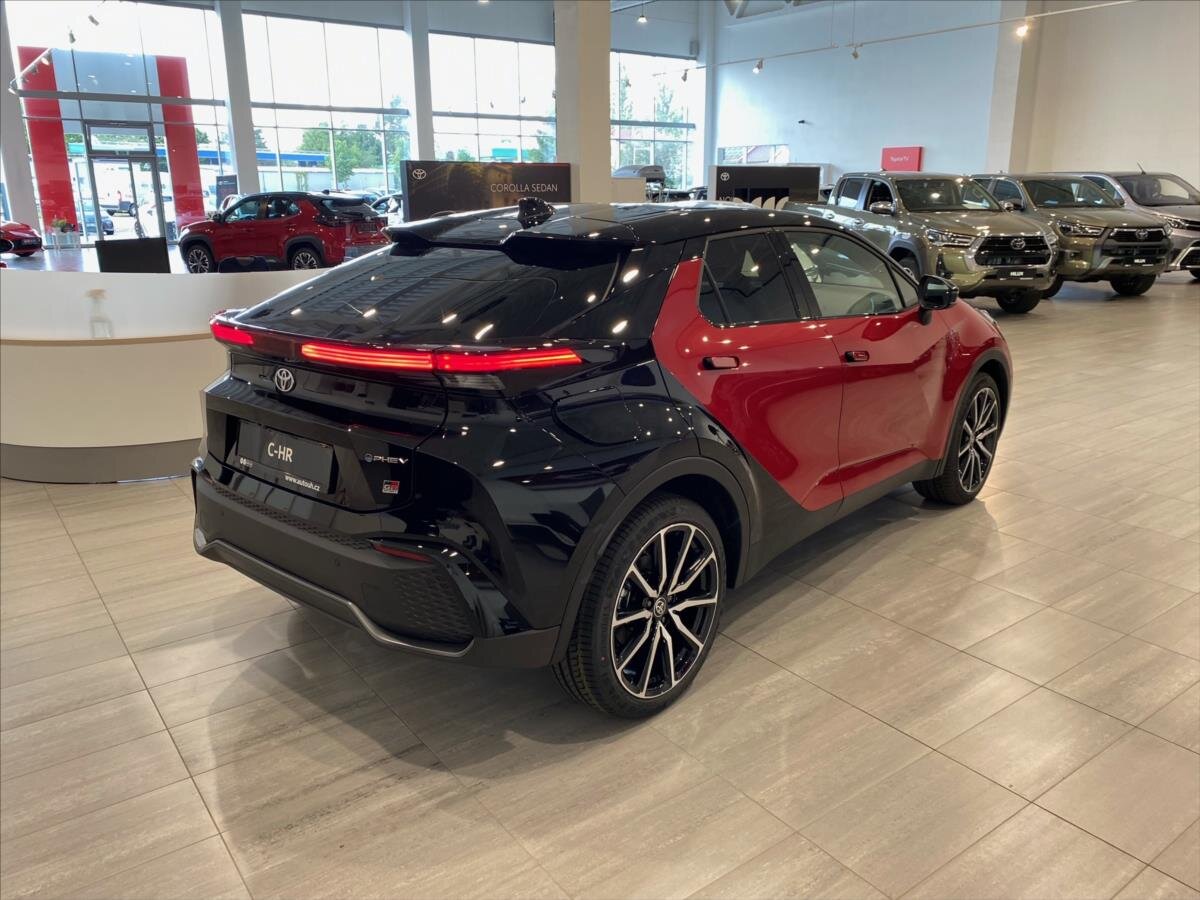 Toyota C-HR SUV 2,0 l 165 kw