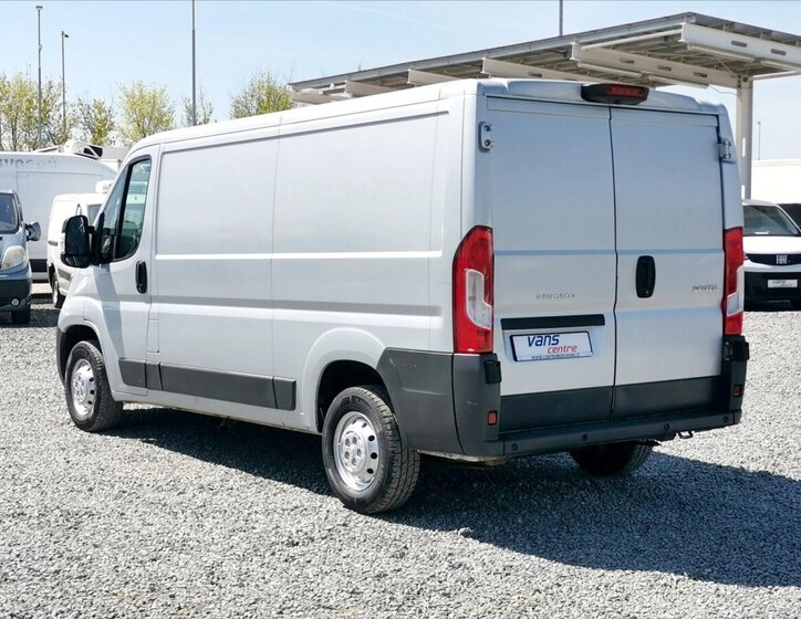 Peugeot Boxer Ostatní 2,2 l 110 kw