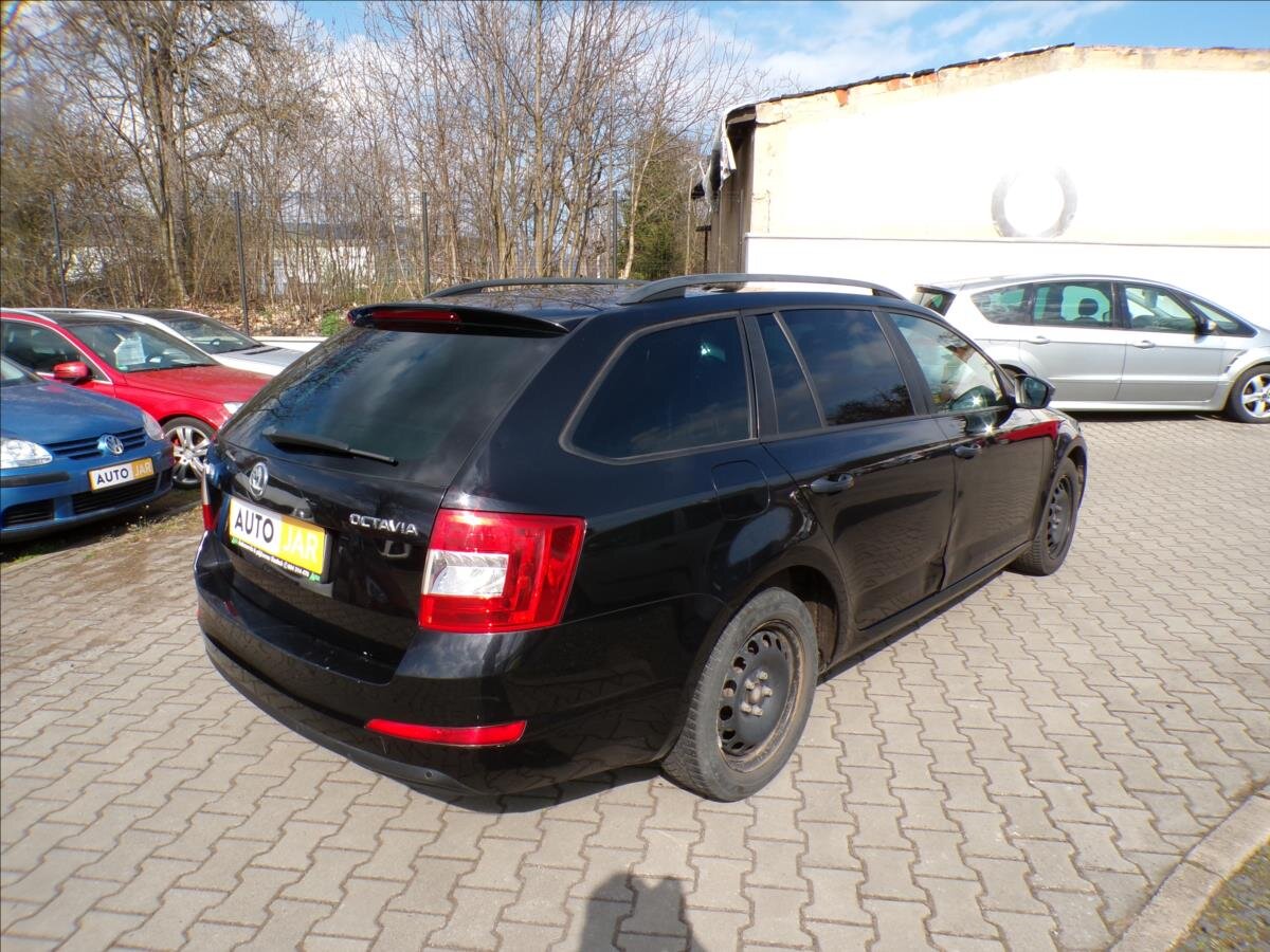 Škoda Octavia Kombi 1,2 l 77 kw