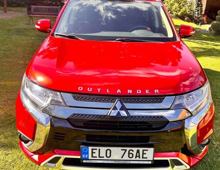 Mitsubishi Outlander SUV / Terénní 0,0 0