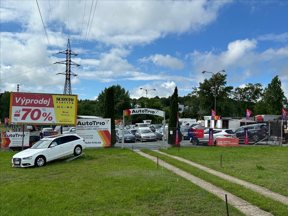 Land Rover Range Rover Velar SUV / Terénní 3,0 l 221 kw