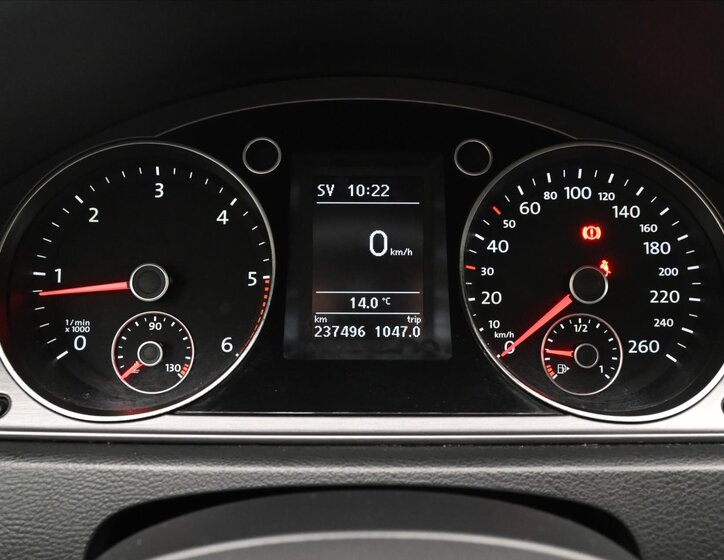 Volkswagen Passat Kombi 1,6 l 77 kw