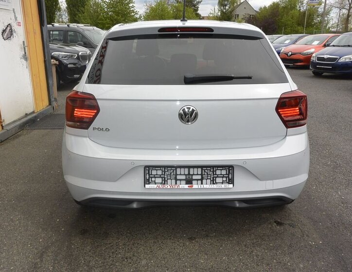 Volkswagen Polo Hatchback 999,0 70 kw