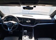 Volkswagen Touareg SUV / Terénní 3,0 l 210 kw