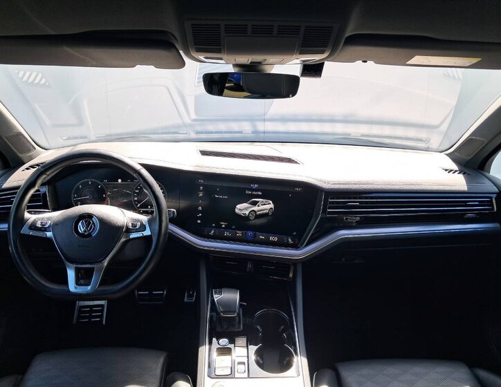 Volkswagen Touareg SUV / Terénní 3,0 l 210 kw