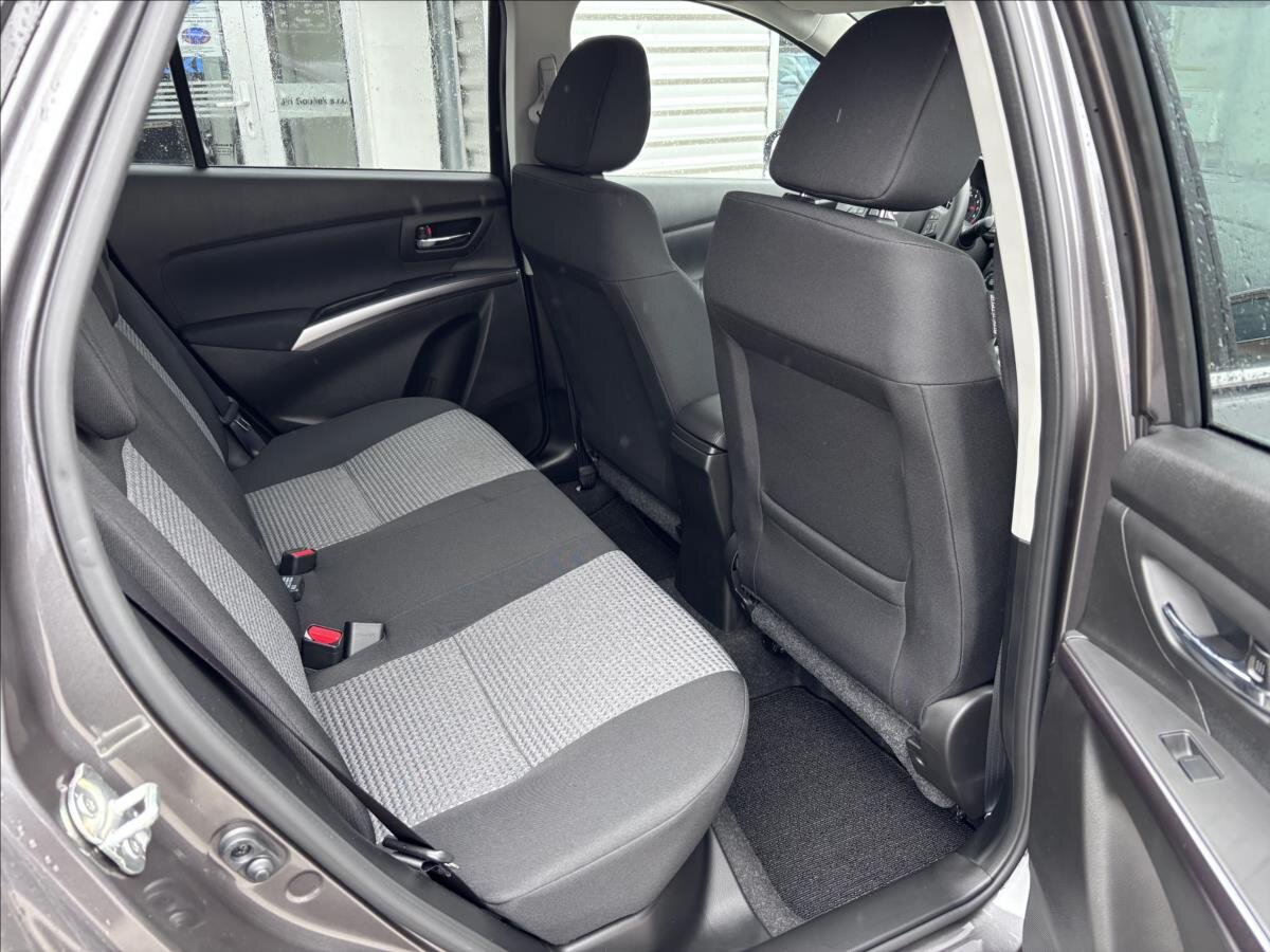 Suzuki S-Cross SUV / Terénní 1,4 l 81 kw