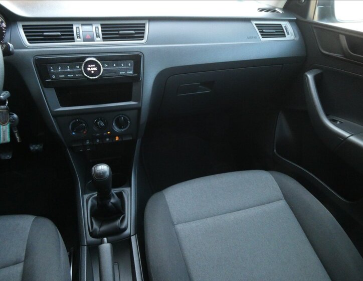 Škoda Rapid Sedan / Limuzína 1,2 l 66 kw