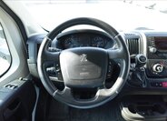 Peugeot Boxer Valník 2,2 l 121 kw