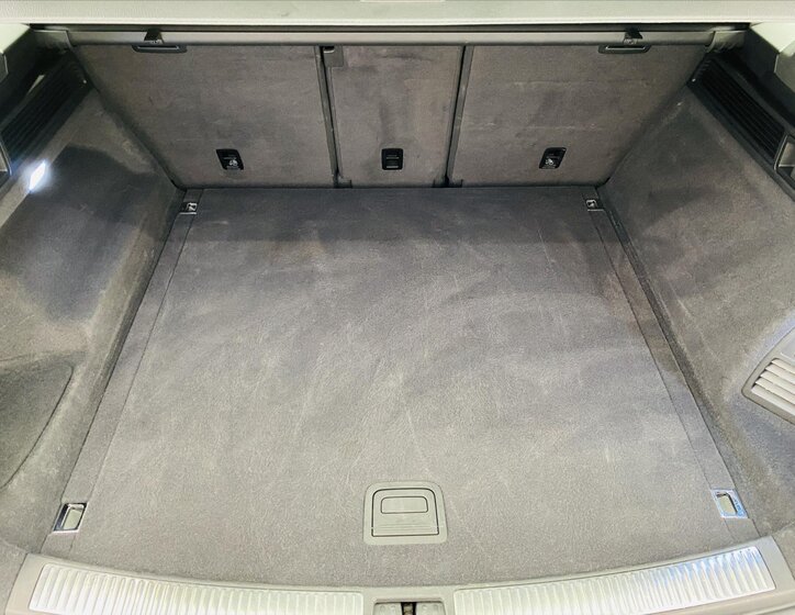 Volkswagen Touareg Kombi 3,0 l 210 kw