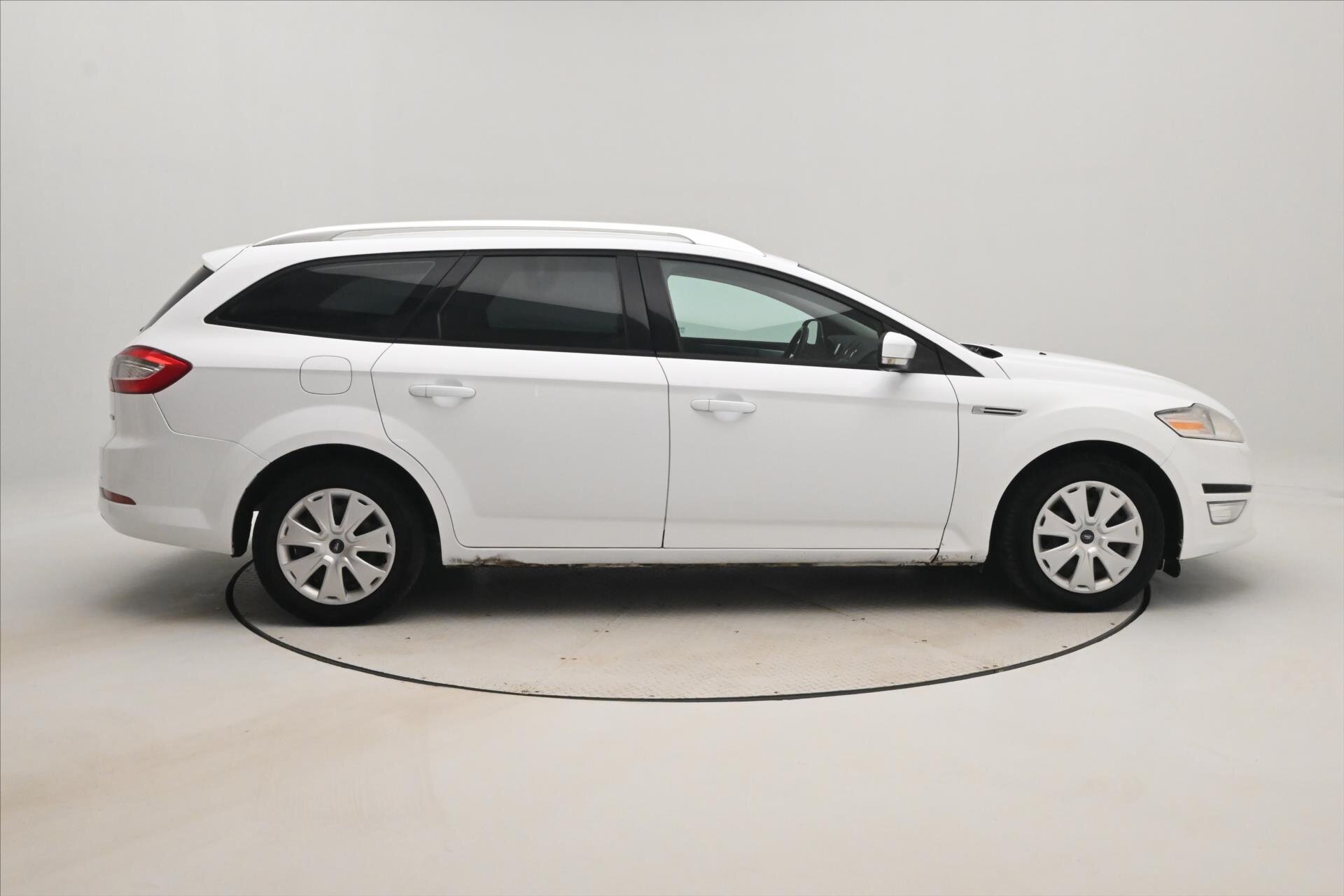 Ford Mondeo Kombi 2,0 l 103 kw