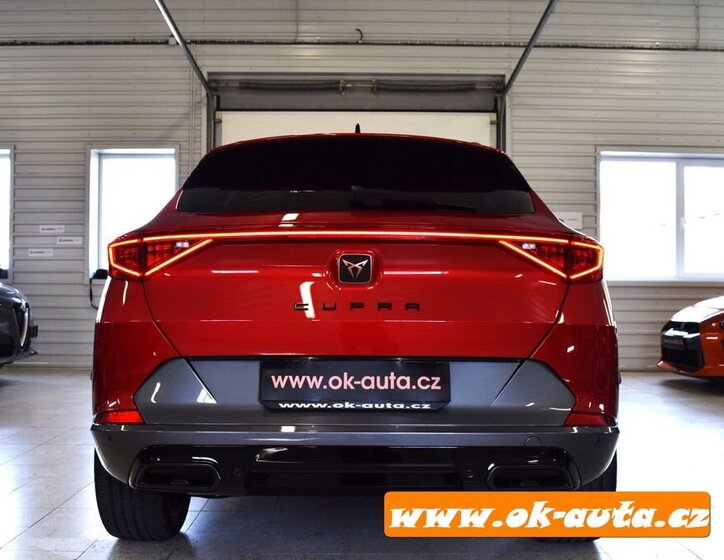 Cupra Formentor SUV / Terénní 2,0 l 110 kw