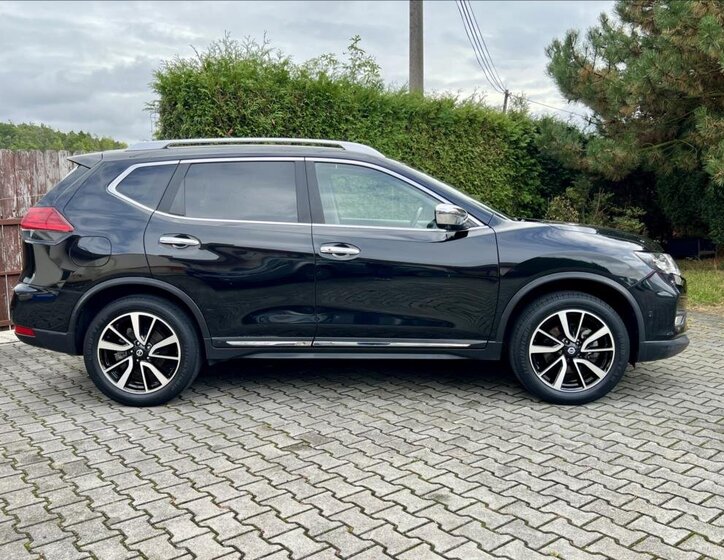 Nissan X-Trail SUV / Terénní 1,7 l 110 kw