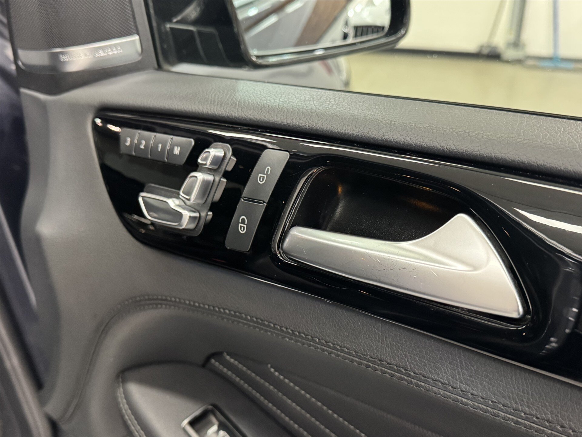 Mercedes-Benz GLE SUV 3,0 l 270 kw