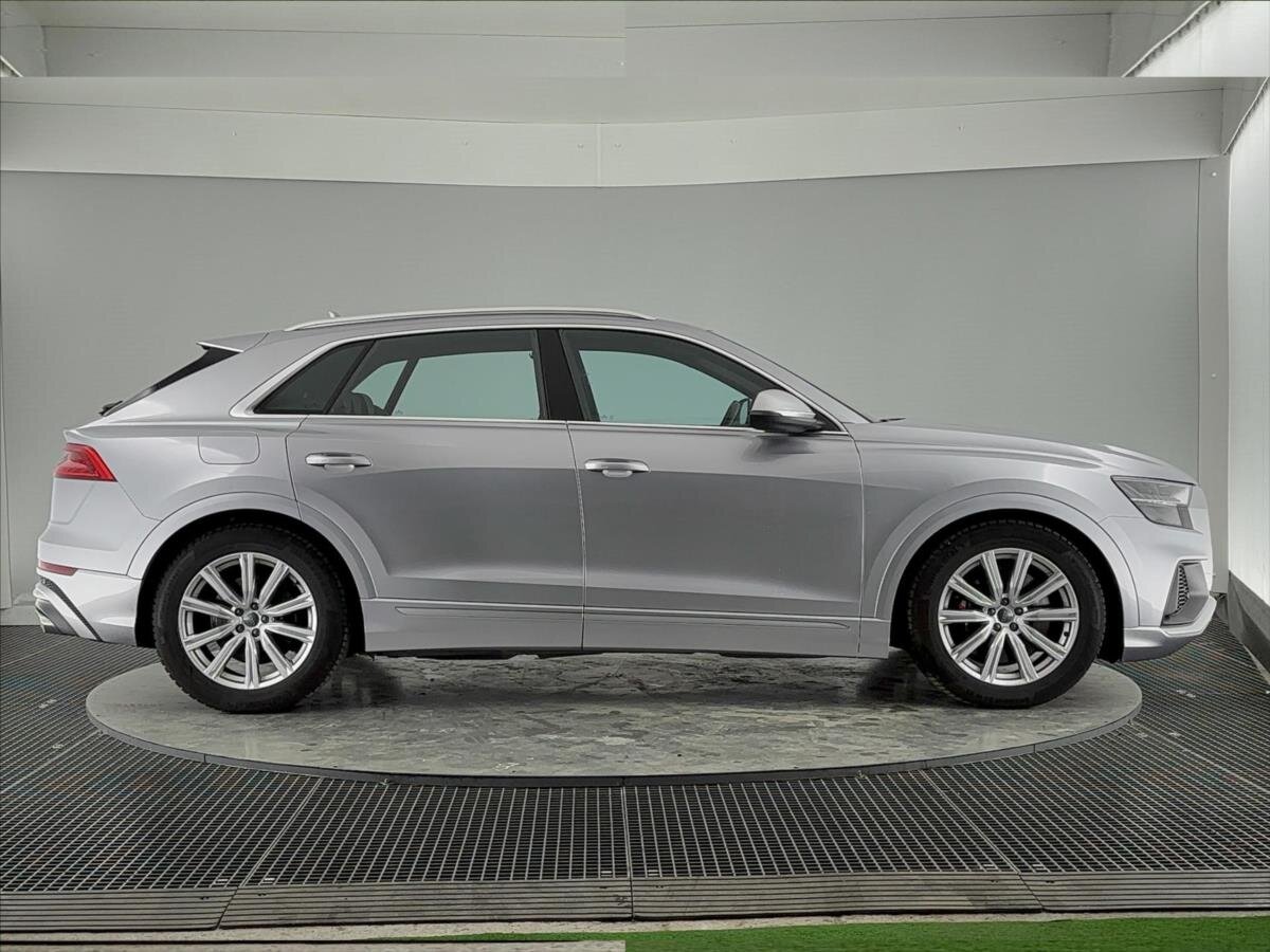 Audi SQ8 SUV / Terénní 4,0 l 373 kw