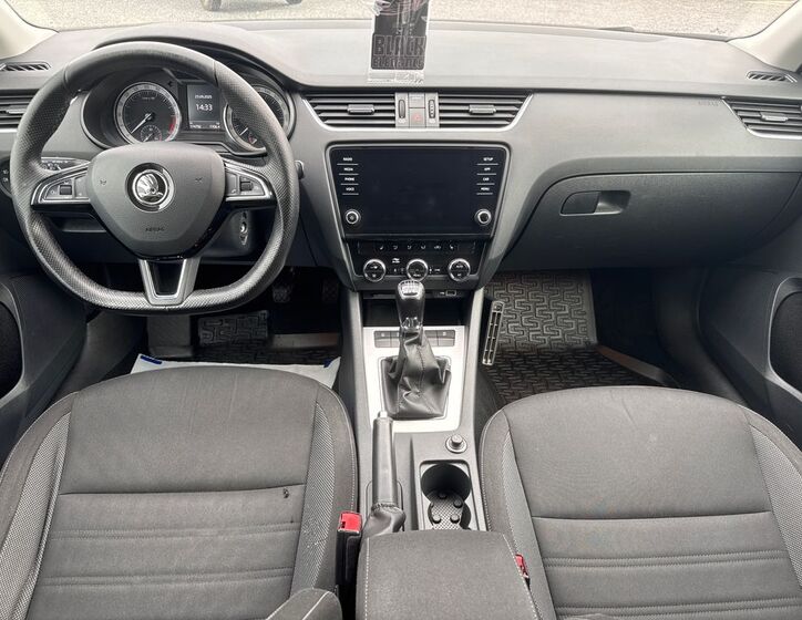 Škoda Octavia 9
