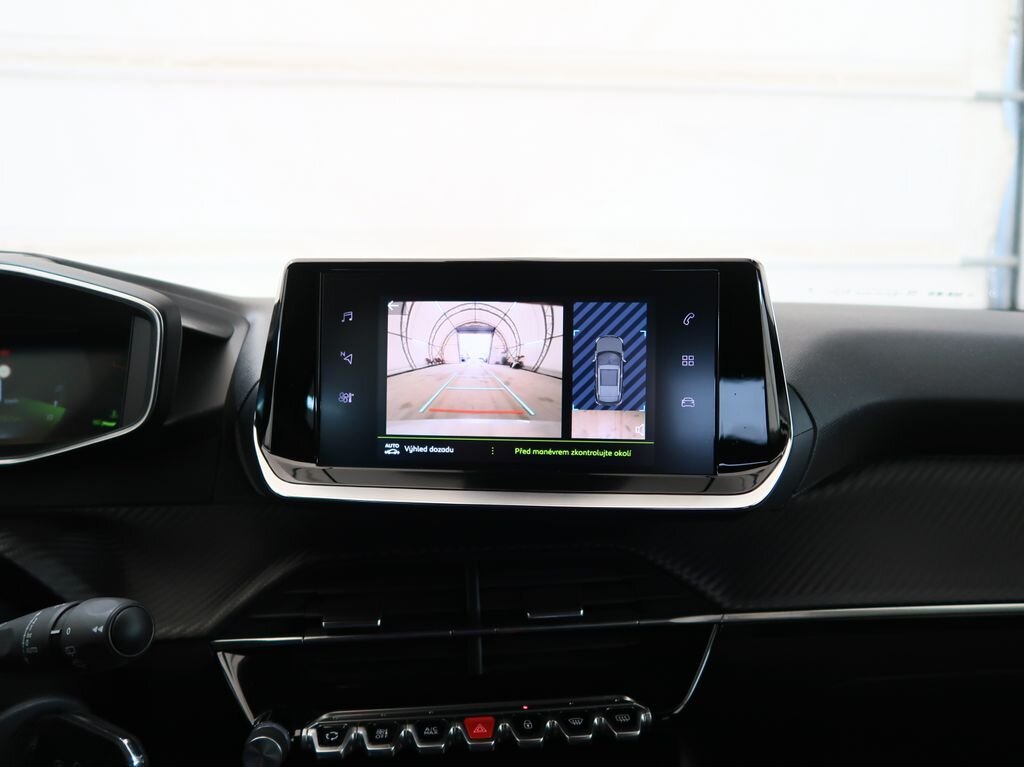 Peugeot 2008 SUV 1,2 l 74 kw