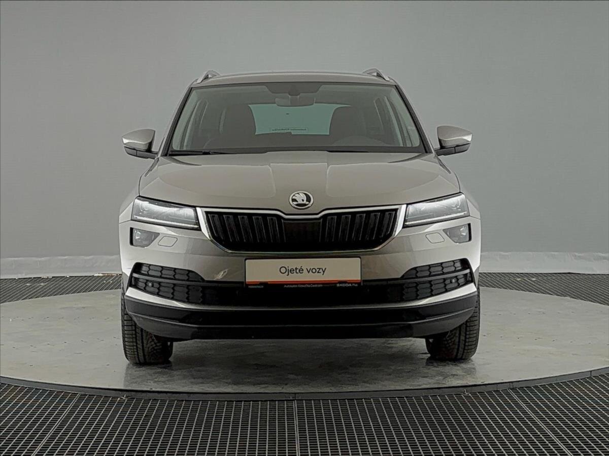 Škoda Karoq SUV / Terénní 1,5 l 110 kw