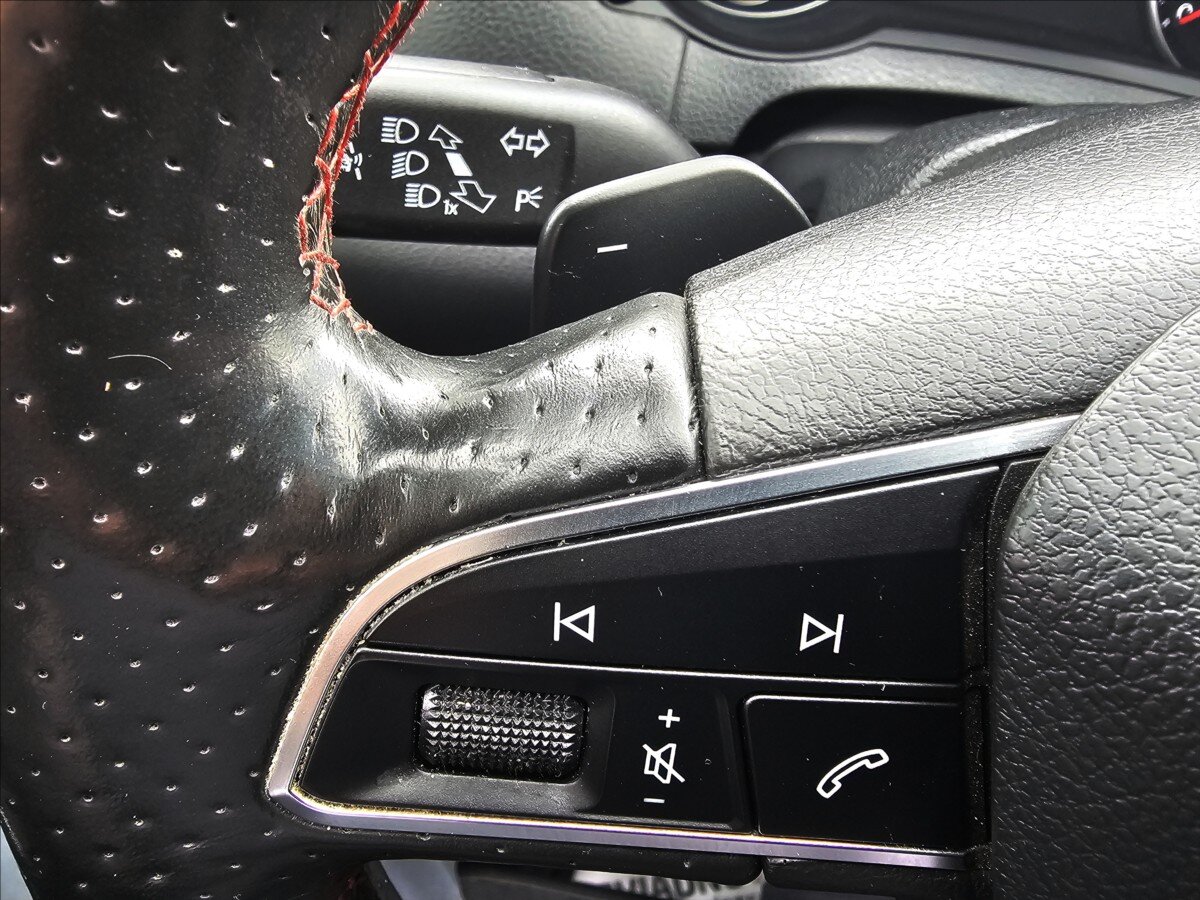 Seat Alhambra Kombi 2,0 l 130 kw