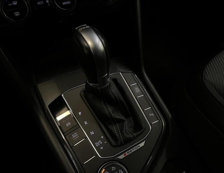 Volkswagen Tiguan 17