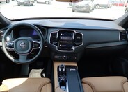 Volvo XC90 12