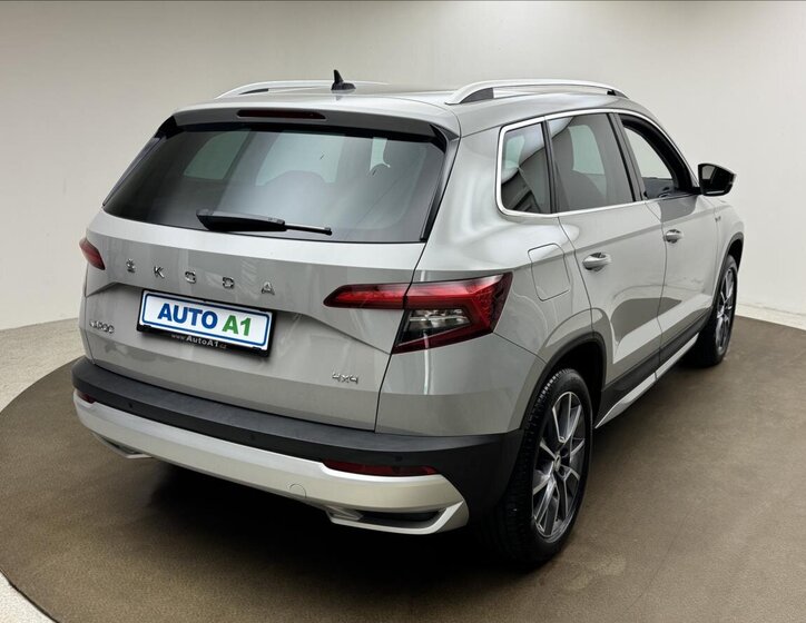 Škoda Karoq 4
