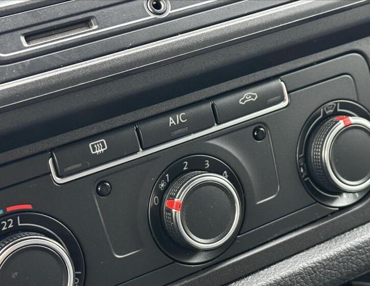 Volkswagen Transporter 14