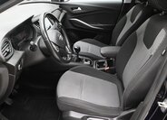 Opel Grandland X SUV / Terénní 1,6 l 88 kw