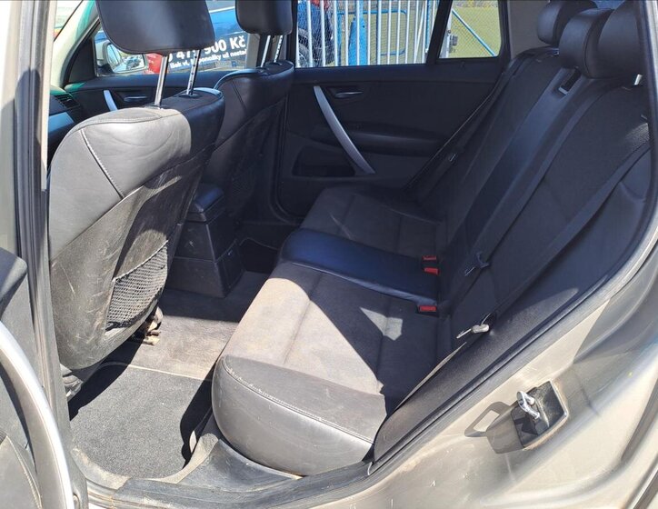 BMW X3 SUV / Terénní 2,0 l 110 kw