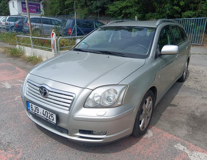Toyota Avensis 3