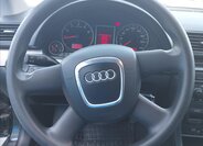 Audi A4 Sedan / Limuzína 1,8 l 120 kw