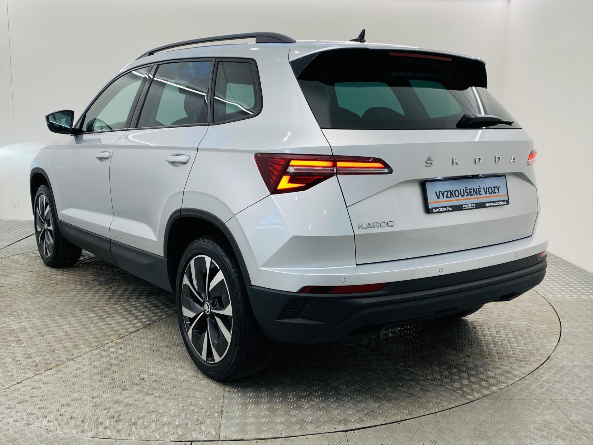 Škoda Karoq SUV / Terénní 1,5 l 110 kw