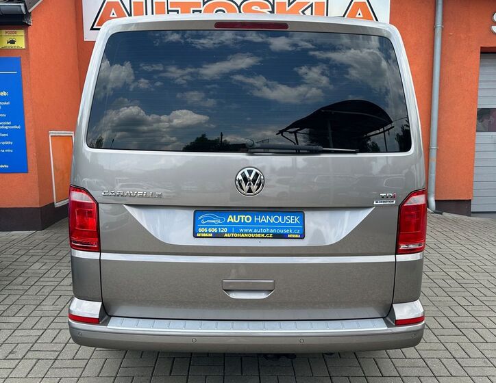 Volkswagen Caravelle 7