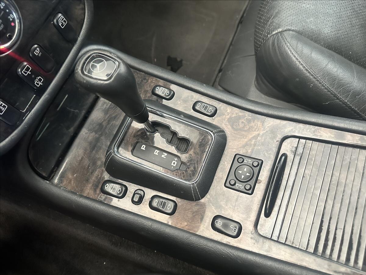 Mercedes-Benz Třídy M SUV / Terénní 2,7 l 120 kw