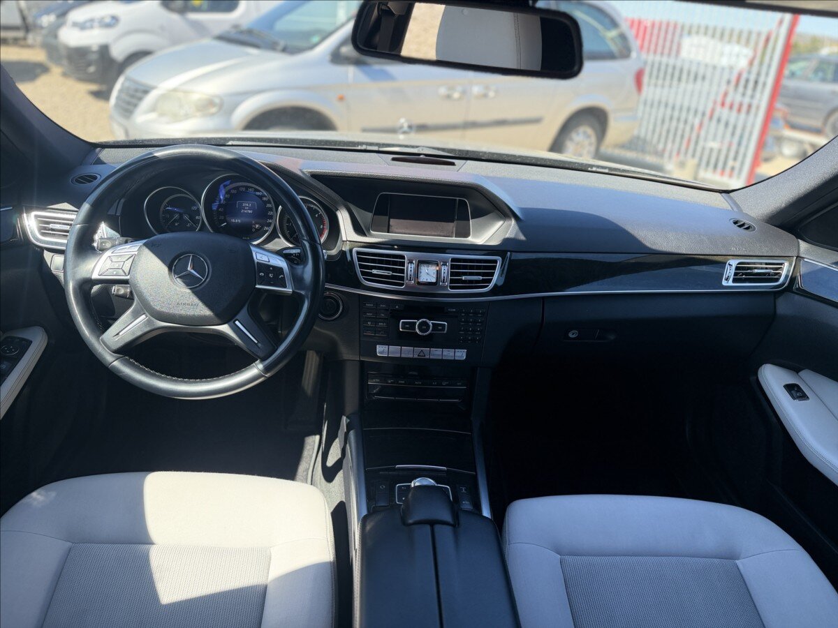 Mercedes-Benz Třídy E Kombi 2,1 l 150 kw