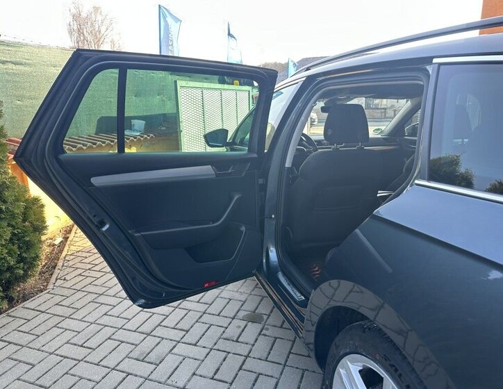 Škoda Superb Kombi 2,0 l 140 kw