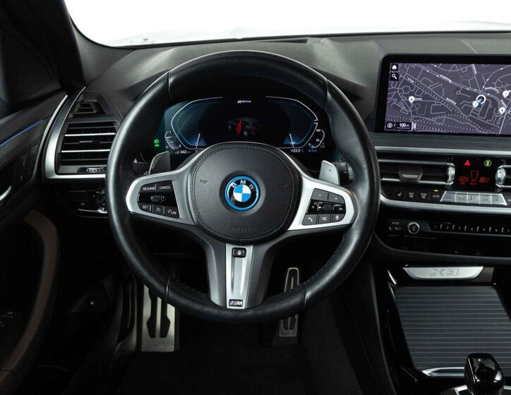 BMW X3 SUV 2,0 l 215 kw