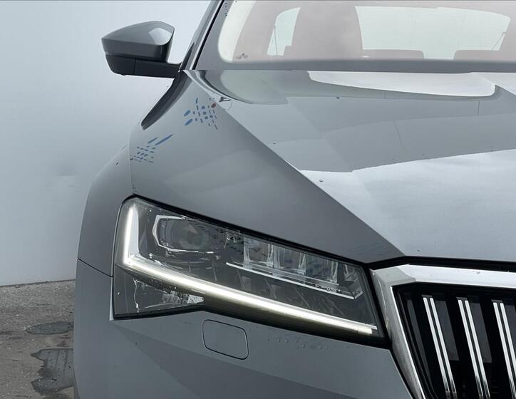 Škoda Superb 22