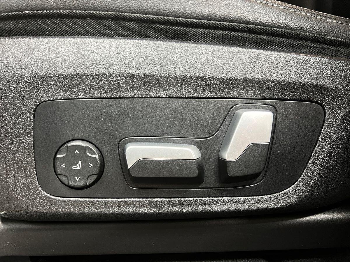 BMW X4 SUV / Terénní 3,0 l 250 kw