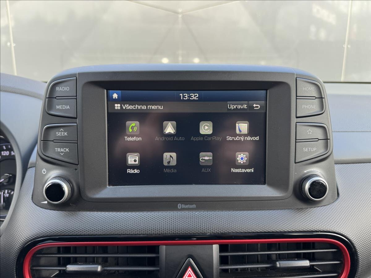 Hyundai Kona SUV / Terénní 1,6 l 130 kw