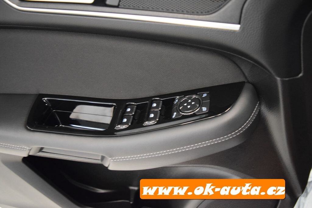 Ford S-MAX MPV 0,0 0