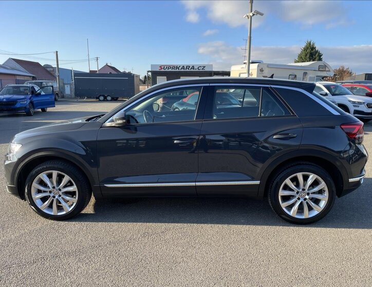 Volkswagen T-Roc SUV 2,0 l 110 kw