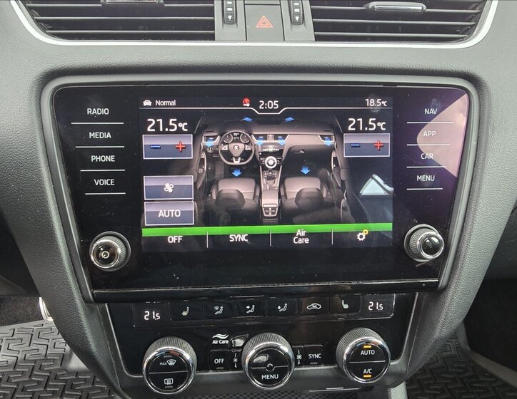 Škoda Octavia Sedan / Limuzína 2,0 l 135 kw