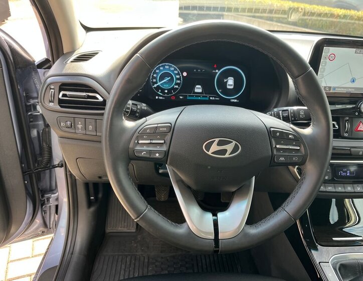 Hyundai i30 Kombi 998,0 73 kw