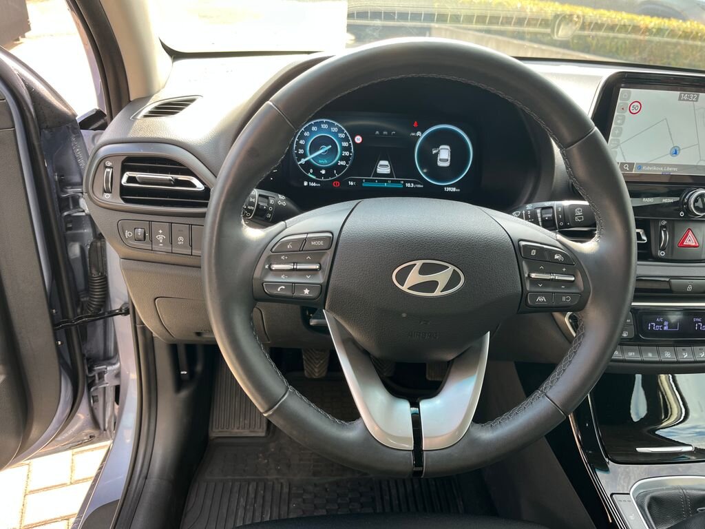Hyundai i30 Kombi 998,0 73 kw