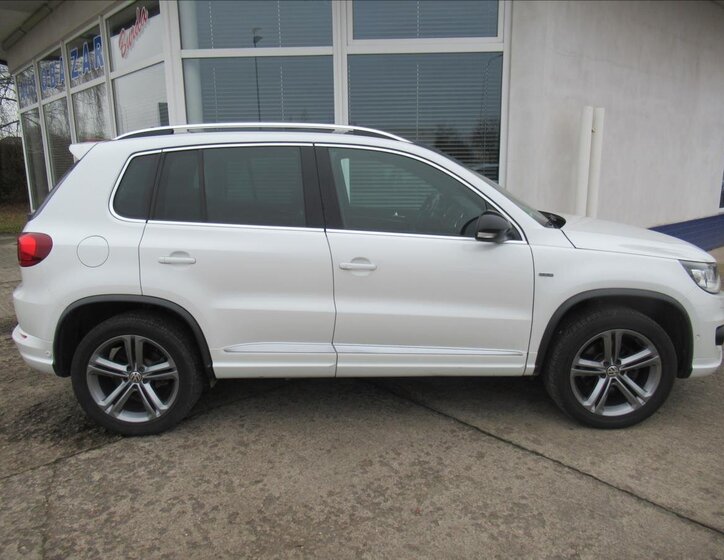 Volkswagen Tiguan 7