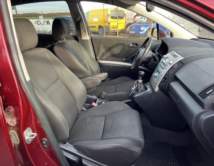 Toyota Corolla Verso 11