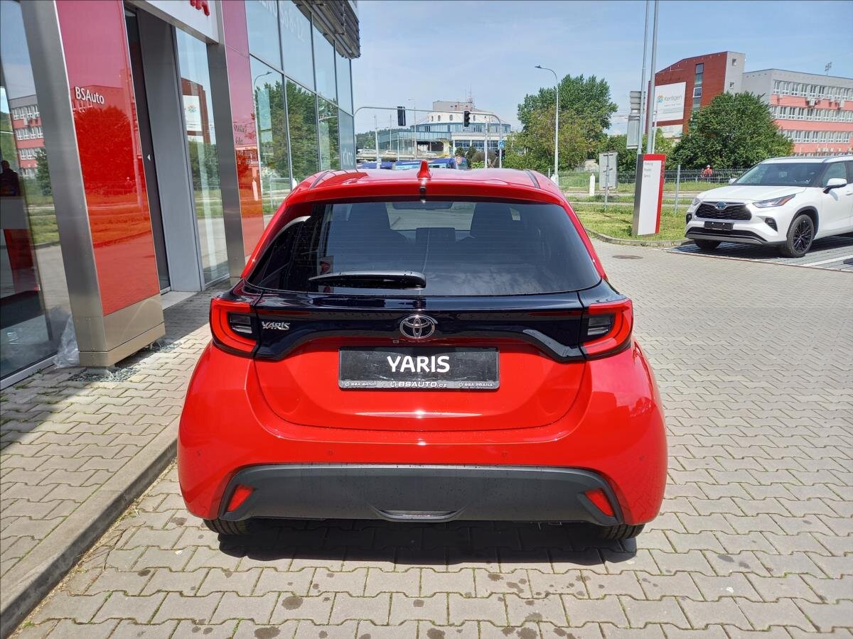 Toyota Yaris Hatchback 1,5 l 85 kw