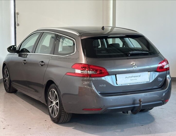 Peugeot 308 6