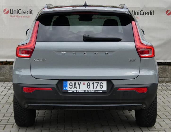 Volvo XC40 4