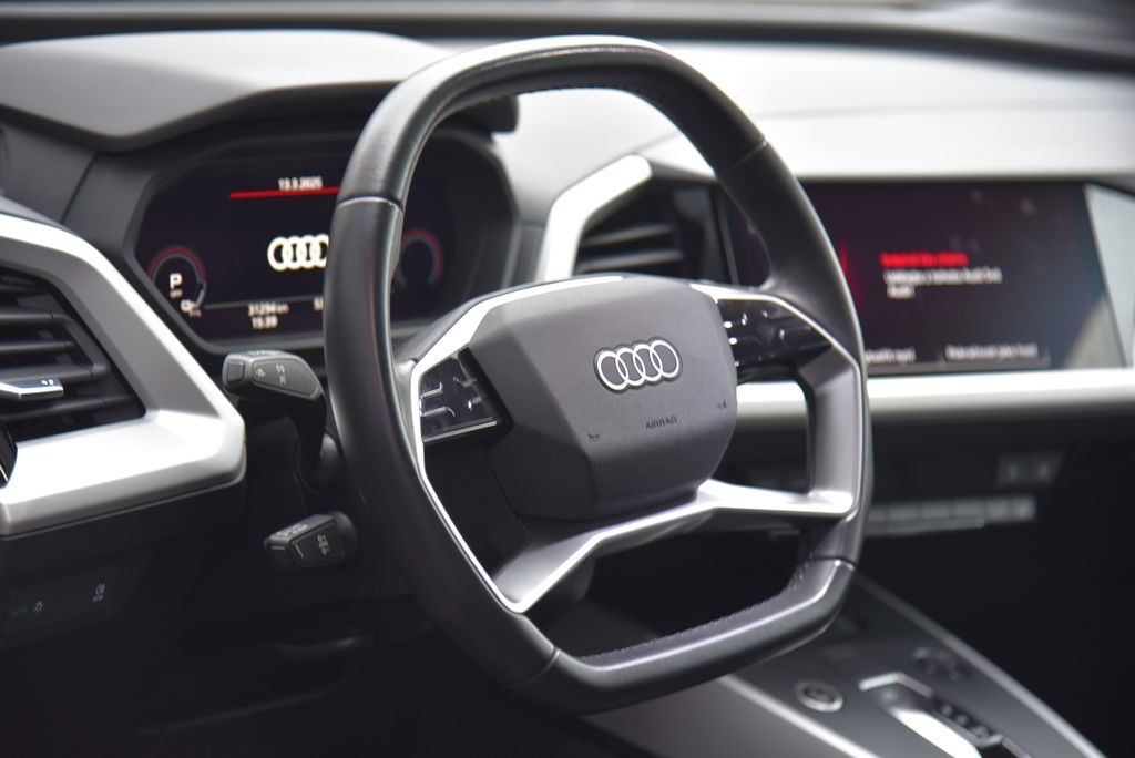 Audi Q4